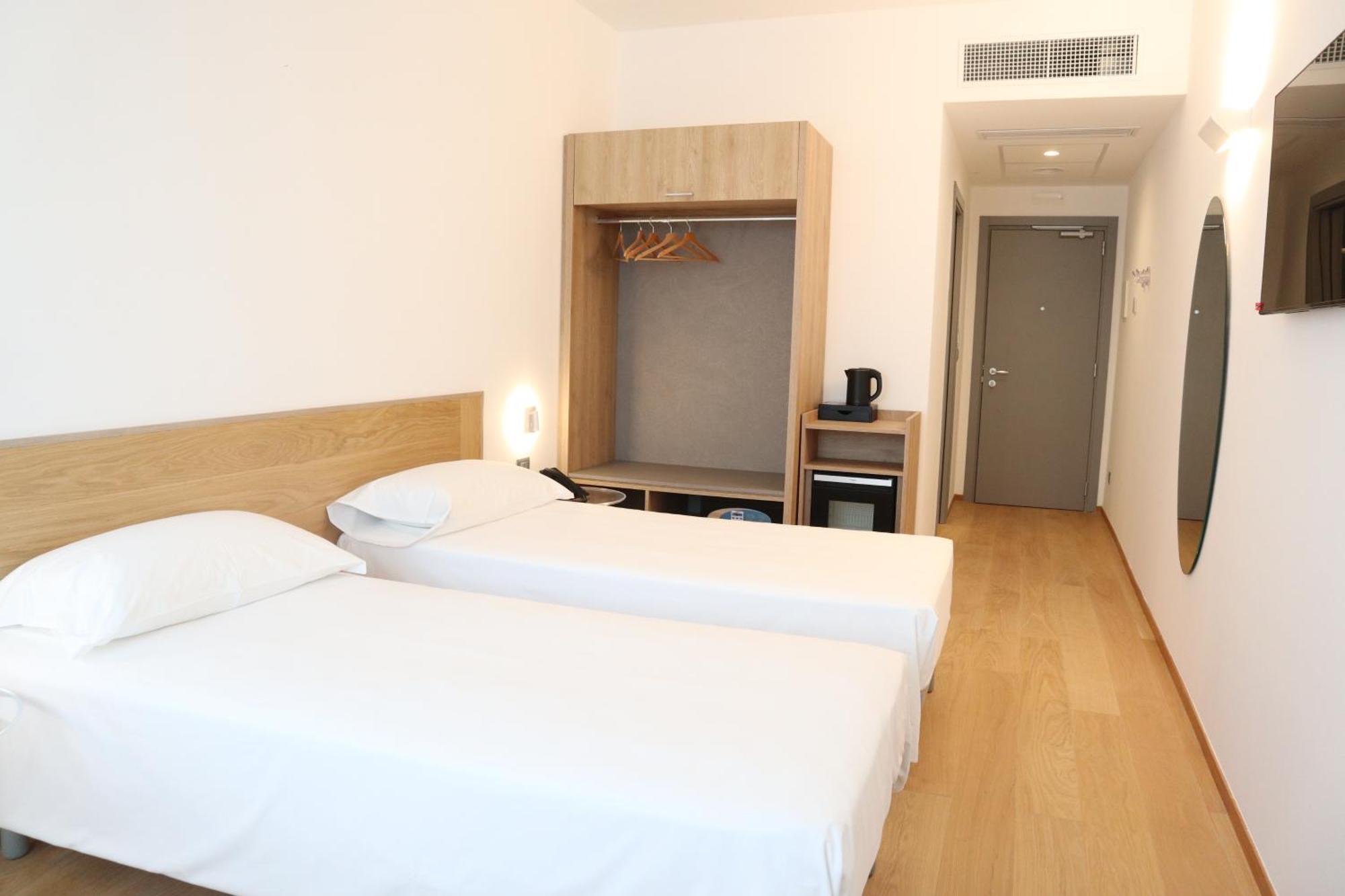 Victor Hotel Bari Kültér fotó